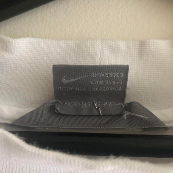 **SOLD** nike mockneck - Picture 4 of 5